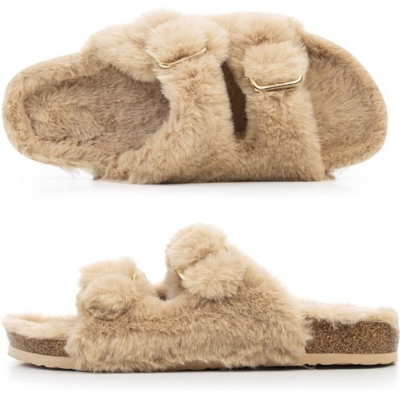 NWOT Size 9 Women’s Taupe Faux Slides - Picture 1 of 9